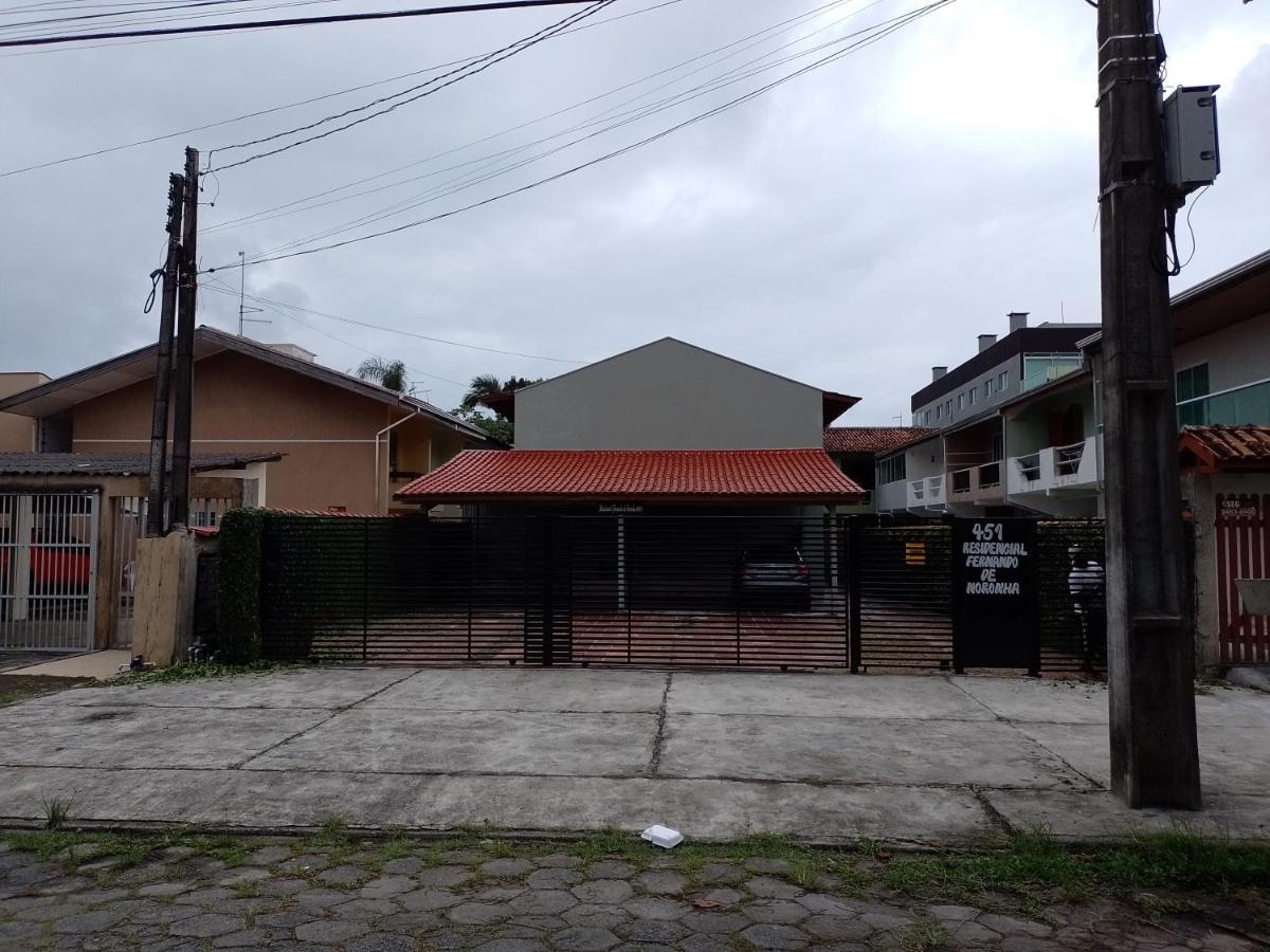 Casa *